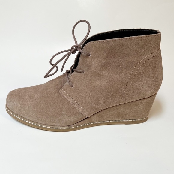 Bjorndal Rachel Wedge Heel Chukka Bootie Shoes Size 8.5 - Picture 5 of 13